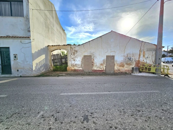 Moradia T4 para Venda em Alcantarilha e Pêra Foto 2