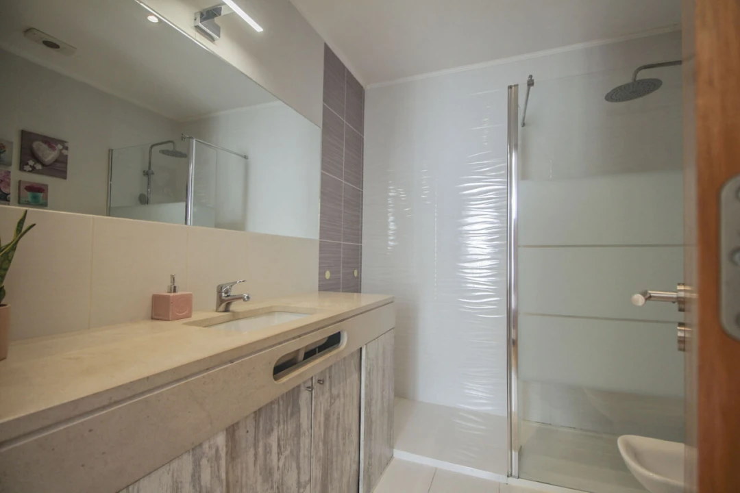 Moradia T3 para Venda em Ferreiras Foto 18