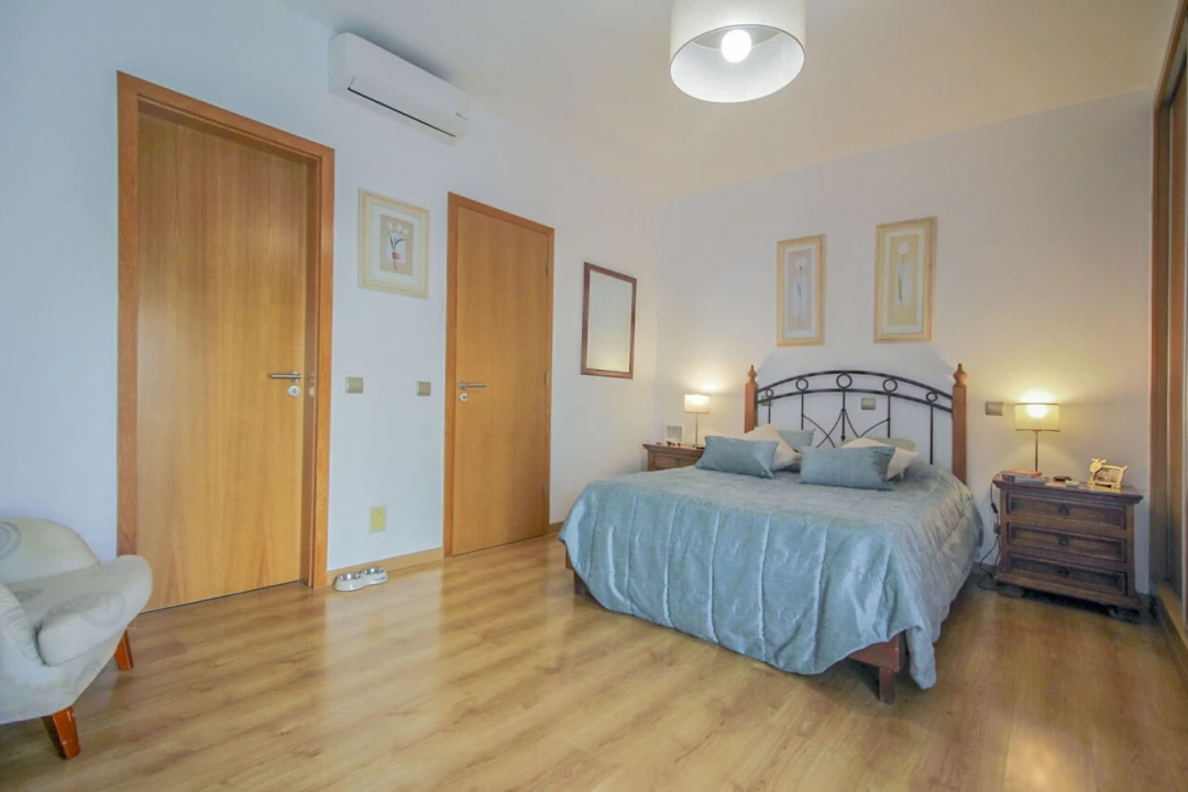 Moradia T3 para Venda em Ferreiras Foto 19