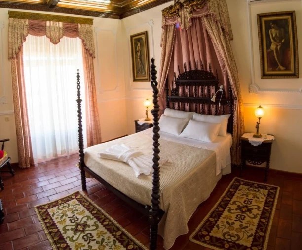 Moradia T6 para Venda em Silves Foto 14