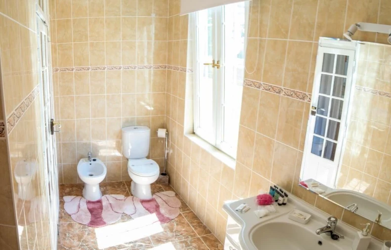 Moradia T6 para Venda em Silves Foto 21