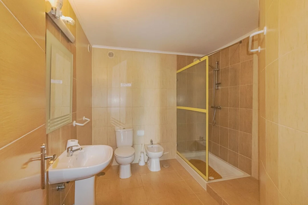 Moradia T8 para Venda em Albufeira e Olhos de Água Foto 32