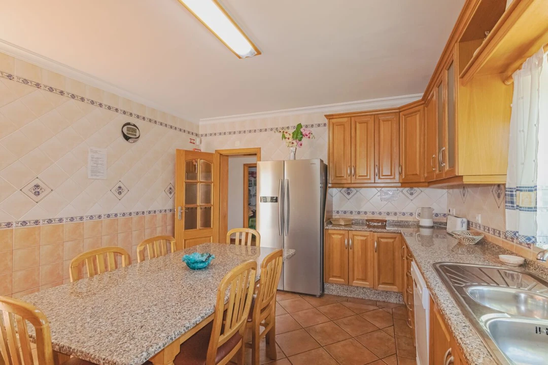 Moradia T8 para Venda em Albufeira e Olhos de Água Foto 12