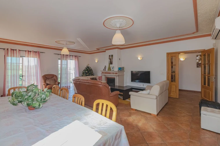 Moradia T8 para Venda em Albufeira e Olhos de Água Foto 15