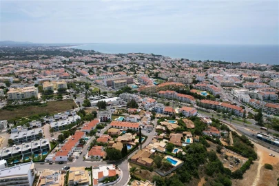 Moradia T3 para Venda em Albufeira e Olhos de Água