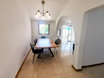 Moradia T3 para Venda em Albufeira e Olhos de Água