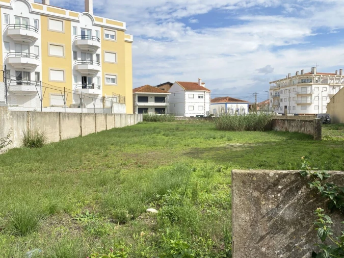 Moradia T12 para Venda em São Martinho do Porto Foto 14