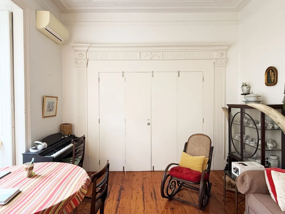 Apartamento T5 para Venda em Avenidas Novas Foto 15