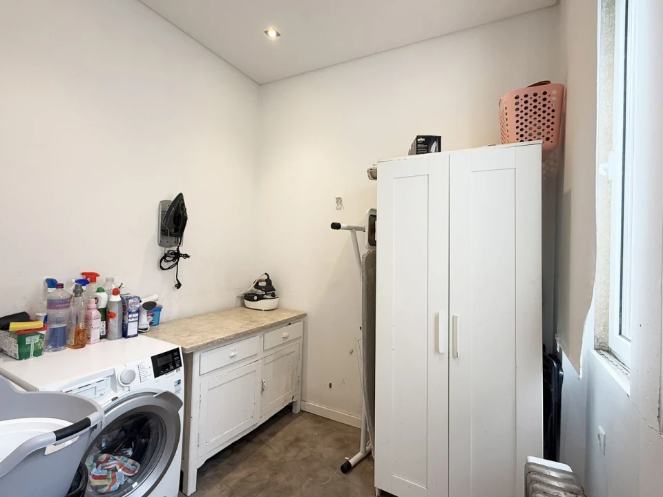 Apartamento T5 para Venda em Avenidas Novas Foto 48