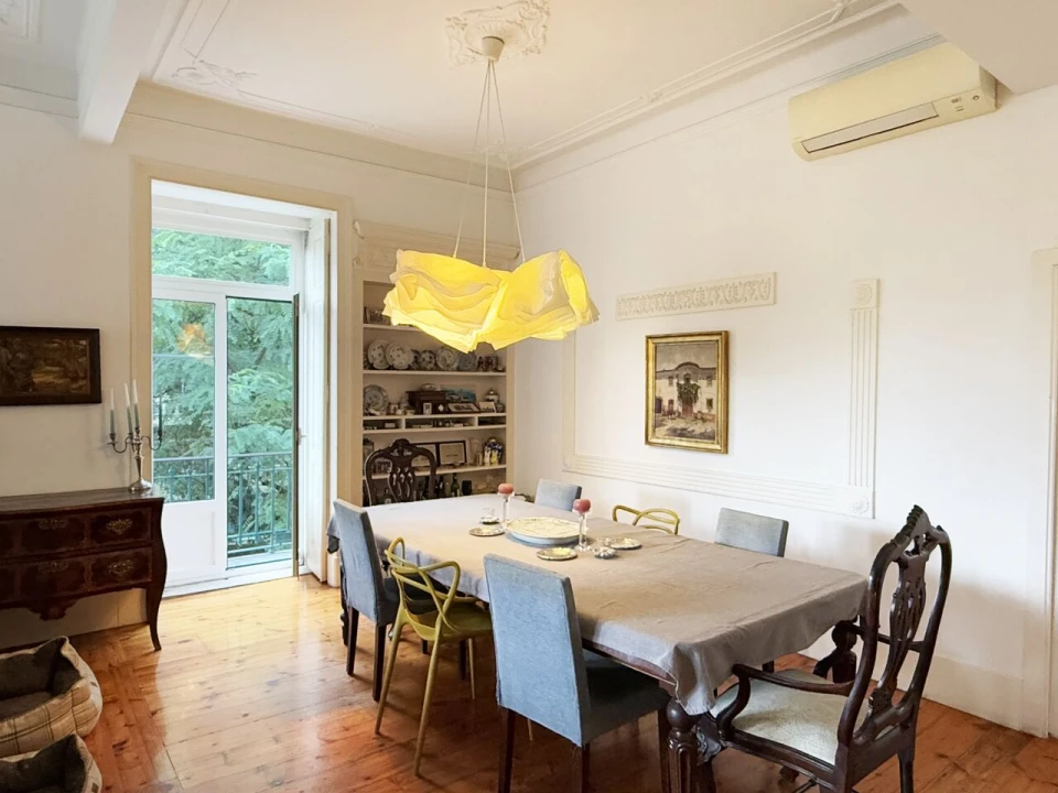 Apartamento T5 para Venda em Avenidas Novas Foto 16