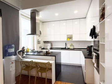 Apartamento T5 para Venda em Avenidas Novas