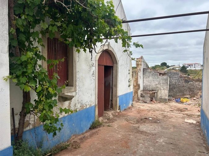 Moradia T3 para Venda em Olhalvo