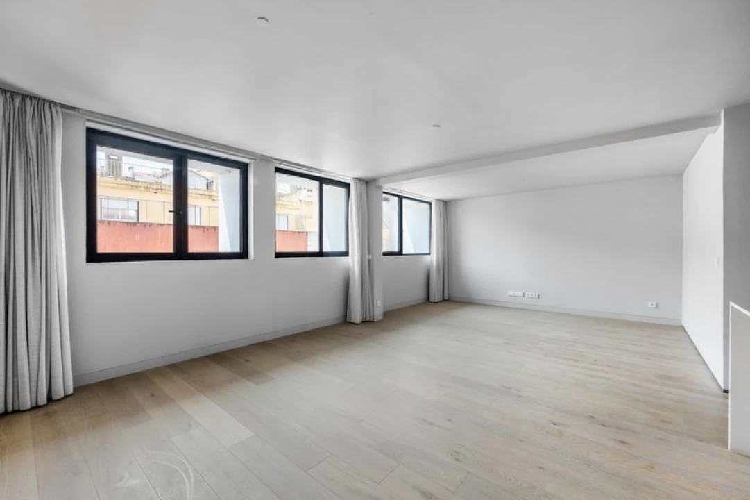 Apartamento T2 para Venda em Avenidas Novas Foto 9