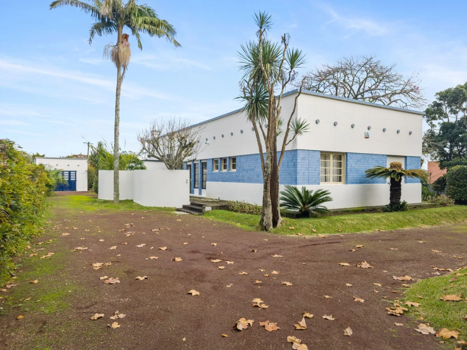 Moradia T5 para Venda em Ponta Delgada (São Sebastião) Foto 3