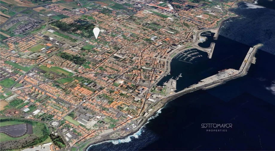 Moradia T5 para Venda em Ponta Delgada (São Sebastião) Foto 70