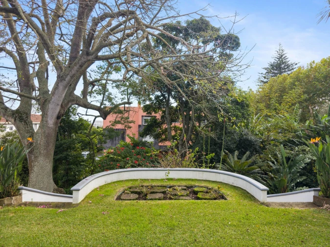 Moradia T5 para Venda em Ponta Delgada (São Sebastião) Foto 2