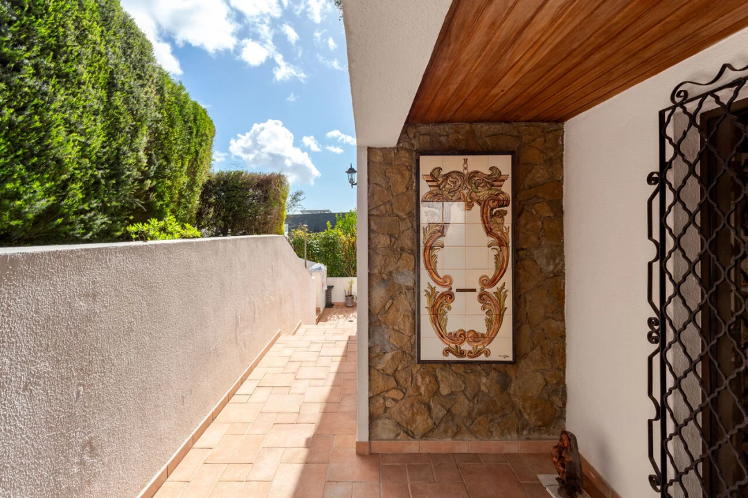 Moradia T6 para Venda em Algés, Linda-A-Velha e Cruz Quebrada-Dafundo Foto 8