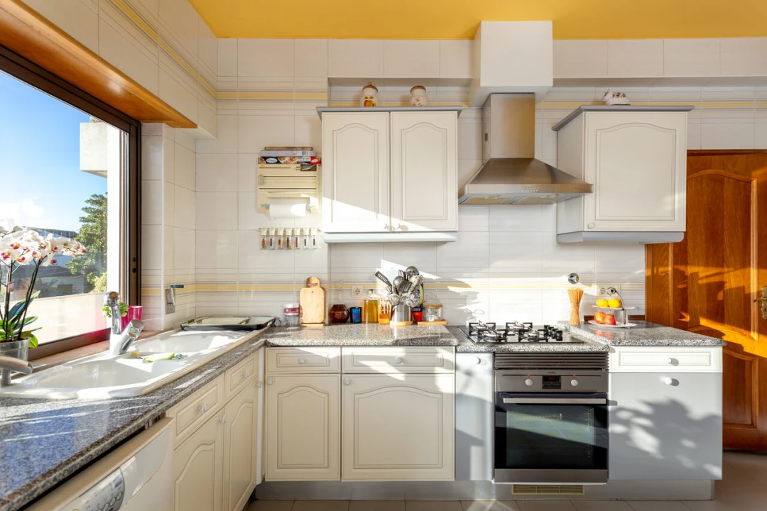 Moradia T6 para Venda em Algés, Linda-A-Velha e Cruz Quebrada-Dafundo Foto 34