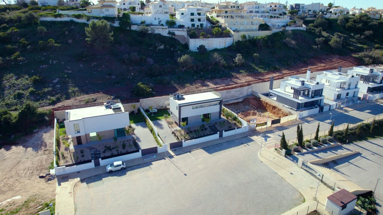 Moradia T4 para Venda em Albufeira e Olhos de Água Foto 7