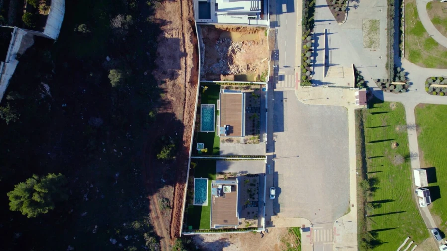 Moradia T4 para Venda em Albufeira e Olhos de Água Foto 9