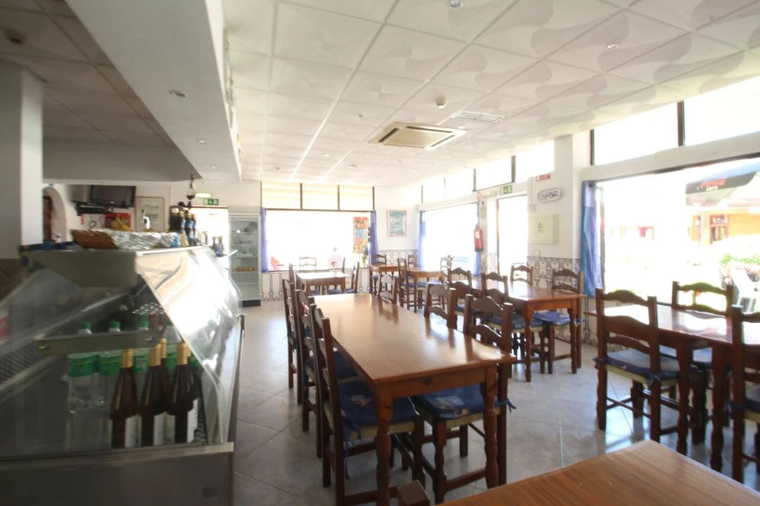 Loja para Venda em Albufeira e Olhos de Água Foto 10