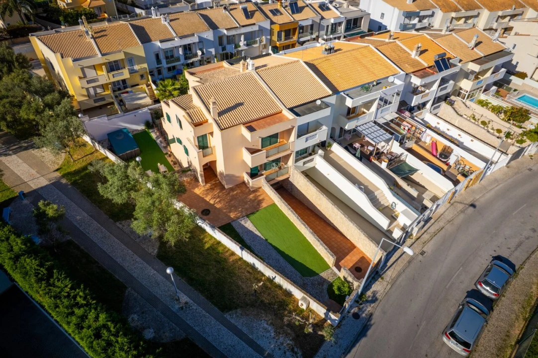 Moradia T4 para Venda em Albufeira e Olhos de Água Foto 42