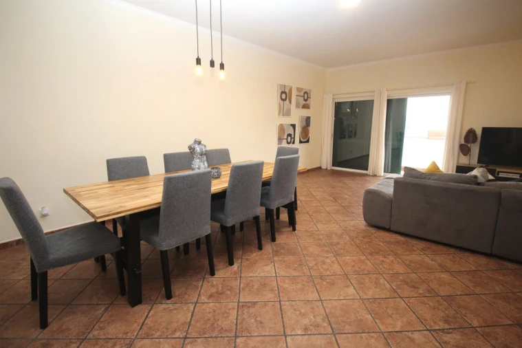 Moradia T4 para Venda em Albufeira e Olhos de Água Foto 11