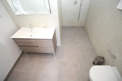 Moradia T7 para Venda em Albufeira e Olhos de Água