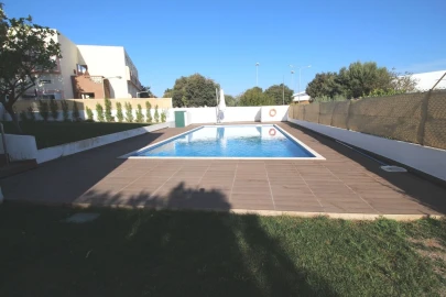Moradia T7 para Venda em Albufeira e Olhos de Água