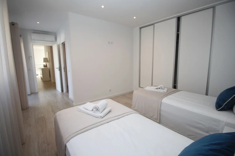 Moradia T7 para Venda em Albufeira e Olhos de Água Foto 44