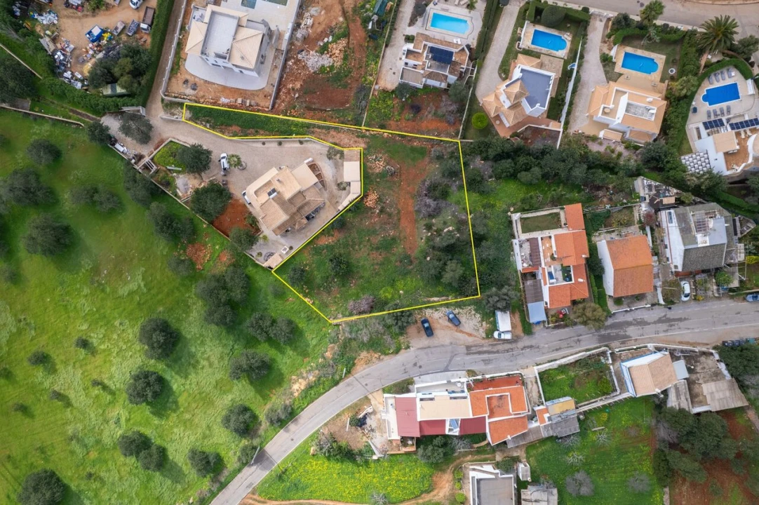 Terreno para Venda em Albufeira e Olhos de Água Foto 15