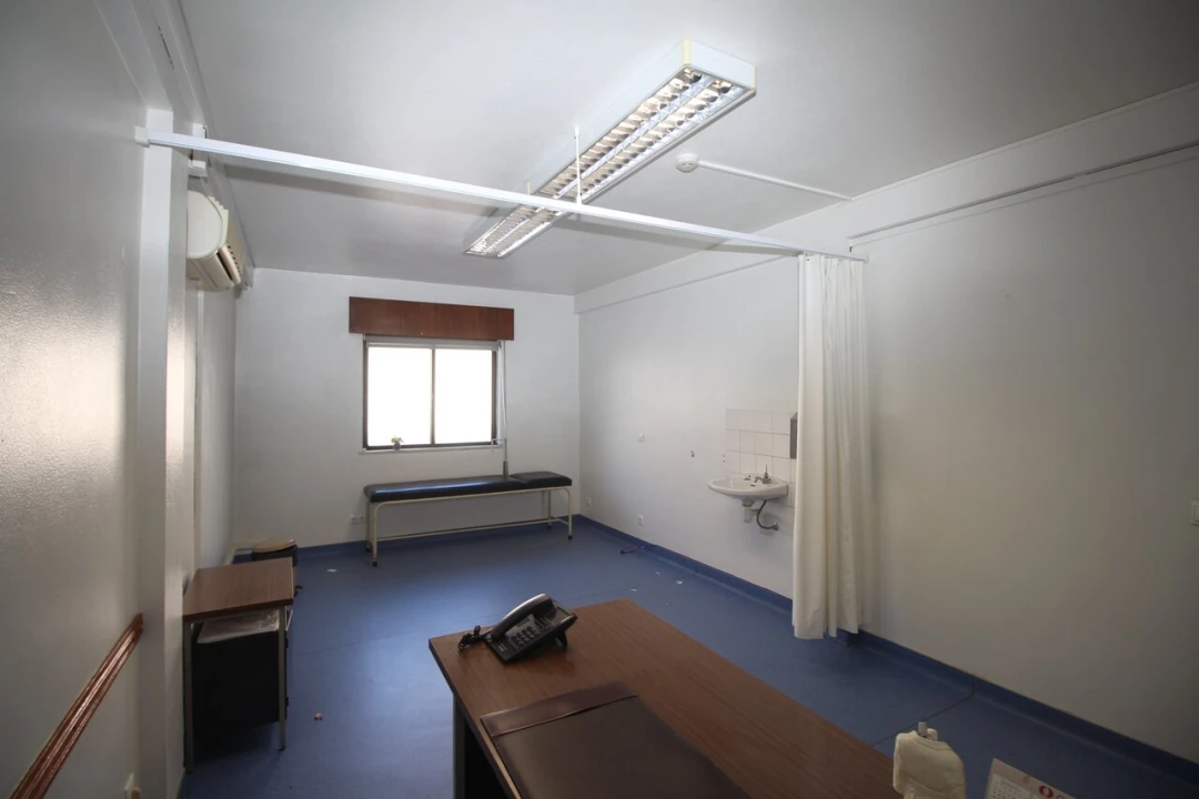 Apartamento T3 para Venda em São Bartolomeu de Messines Foto 10