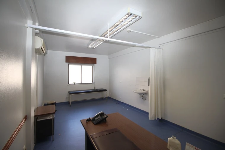 Apartamento T3 para Venda em São Bartolomeu de Messines Foto 10