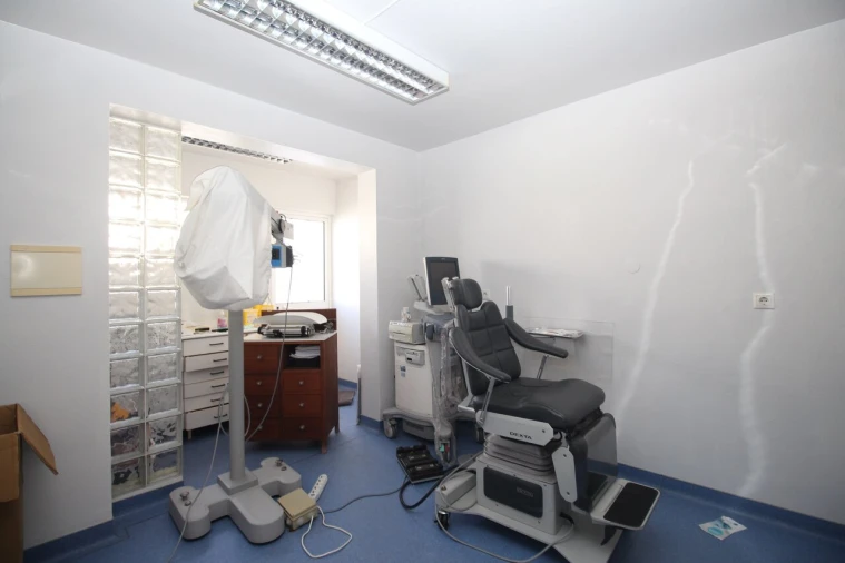 Apartamento T3 para Venda em São Bartolomeu de Messines Foto 35