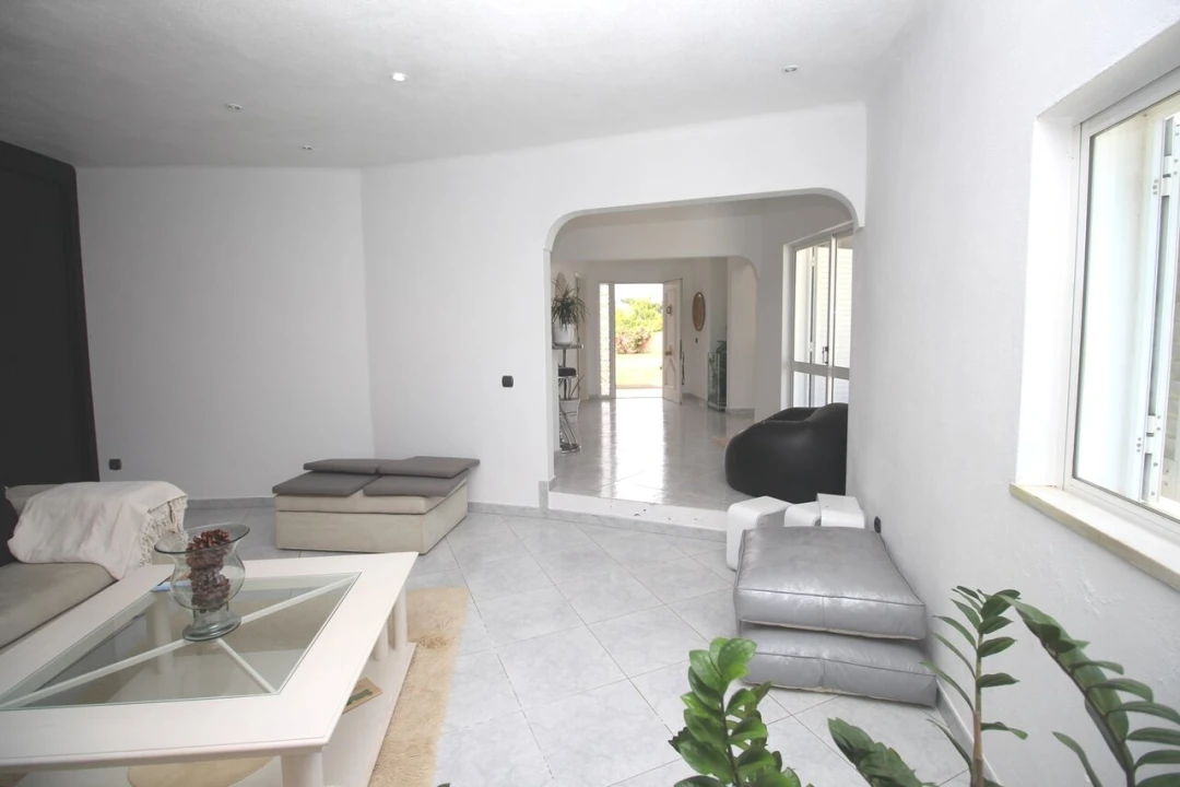 Moradia T5 para Venda em Guia Foto 30