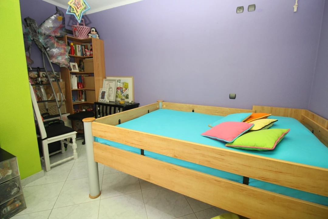 Moradia T5 para Venda em Guia Foto 40