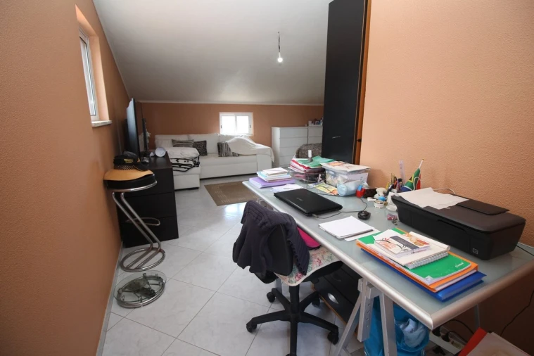 Moradia T5 para Venda em Guia Foto 44