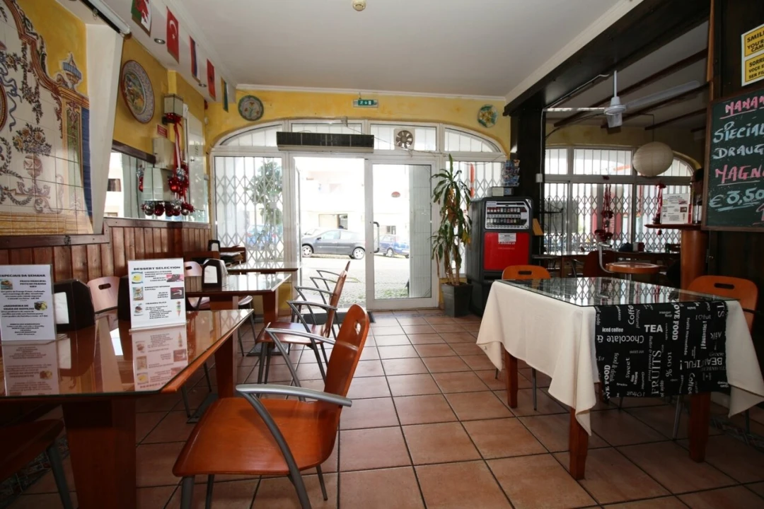 Loja para Venda em Albufeira e Olhos de Água Foto 4