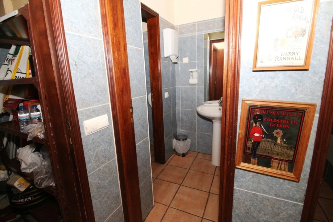 Loja para Venda em Albufeira e Olhos de Água Foto 7