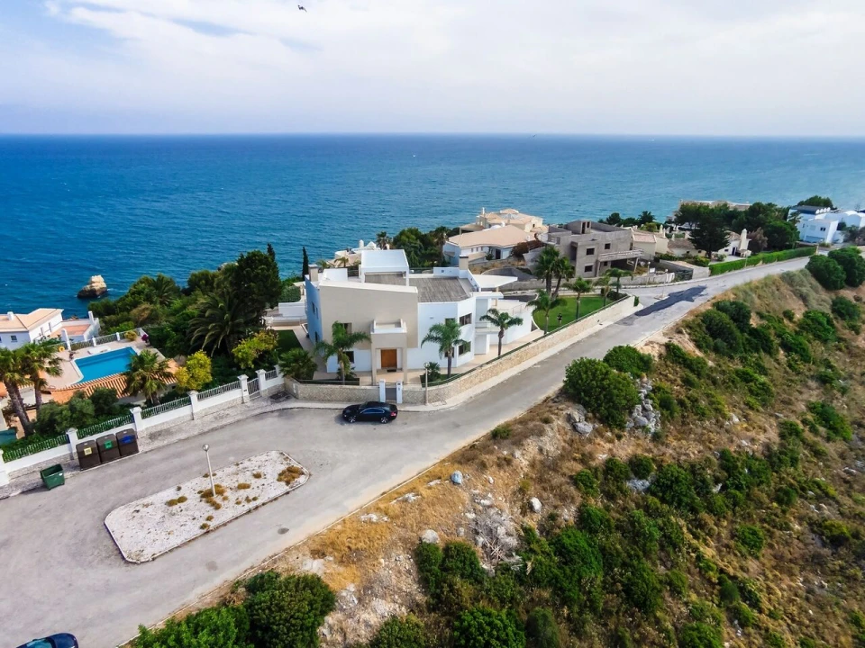 Moradia T5 para Venda em Albufeira e Olhos de Água Foto 5