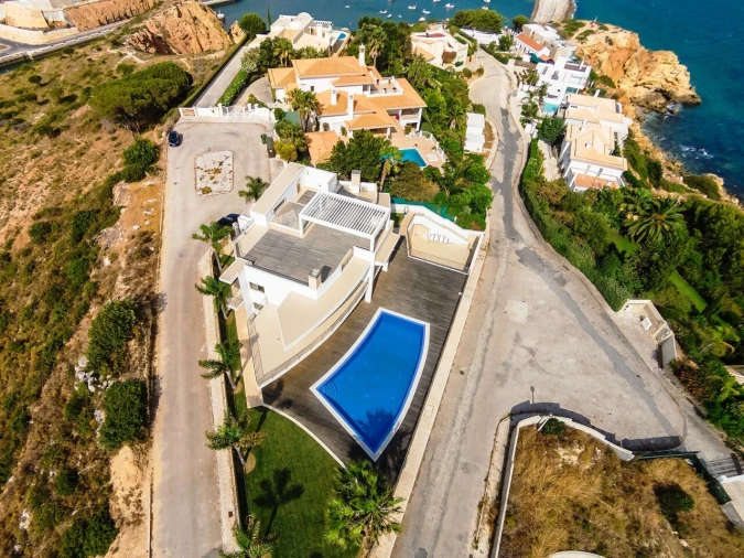 Moradia T5 para Venda em Albufeira e Olhos de Água Foto 10
