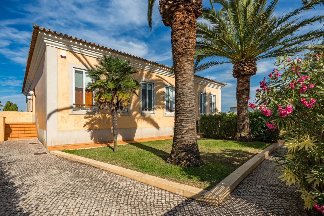 Moradia T4 para Venda em Albufeira e Olhos de Água Foto 33