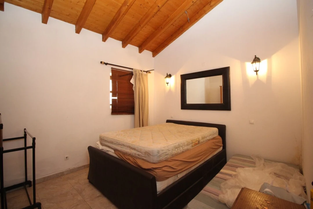 Moradia T3 para Venda em São Bartolomeu de Messines Foto 25