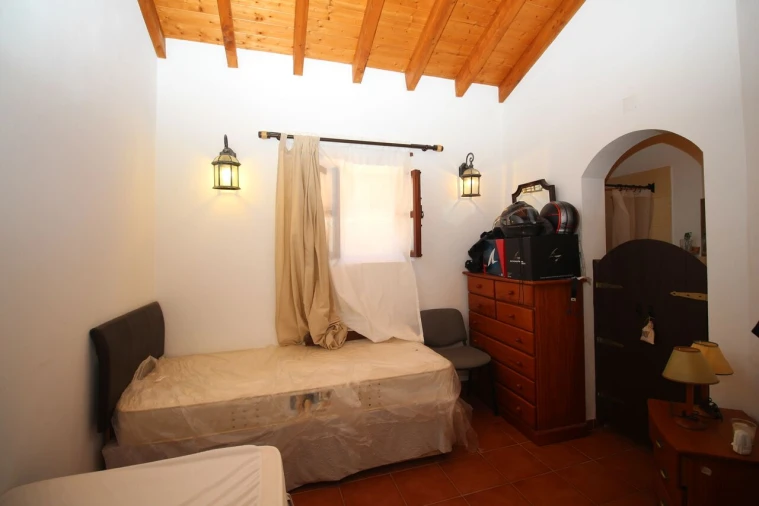 Moradia T3 para Venda em São Bartolomeu de Messines Foto 18