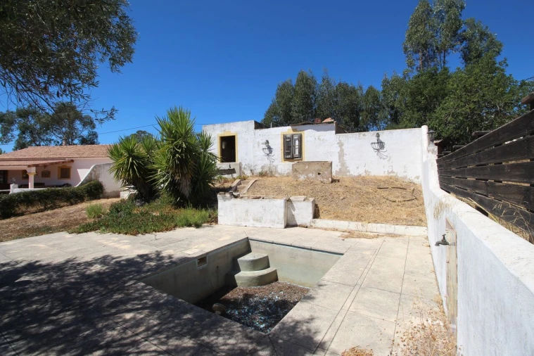 Moradia T3 para Venda em São Bartolomeu de Messines Foto 36