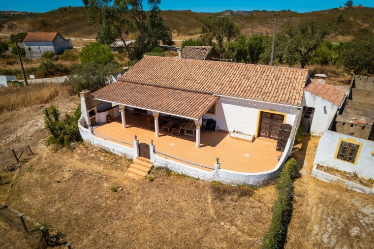 Moradia T3 para Venda em São Bartolomeu de Messines