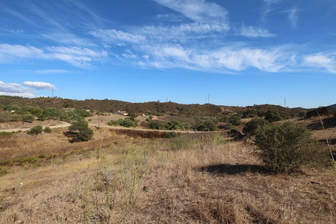 Moradia T4 para Venda em São Bartolomeu de Messines Foto 6