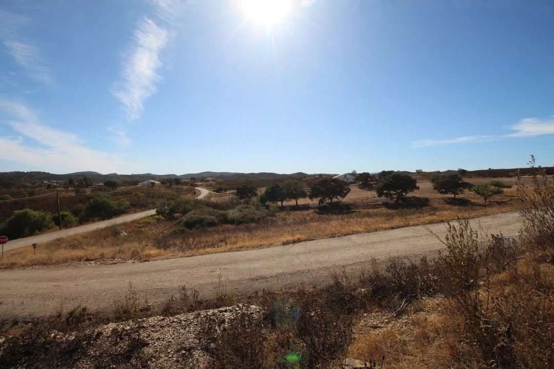 Moradia T4 para Venda em São Bartolomeu de Messines Foto 23