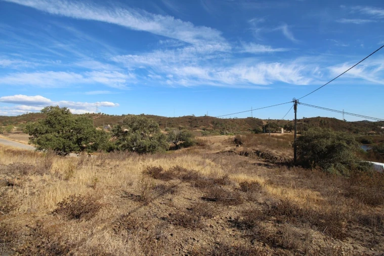 Moradia T4 para Venda em São Bartolomeu de Messines Foto 7