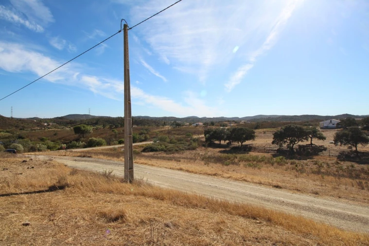 Moradia T4 para Venda em São Bartolomeu de Messines Foto 30